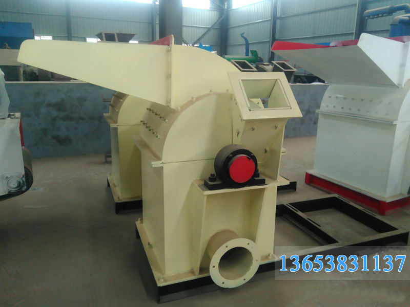 47.雙口木材粉碎機